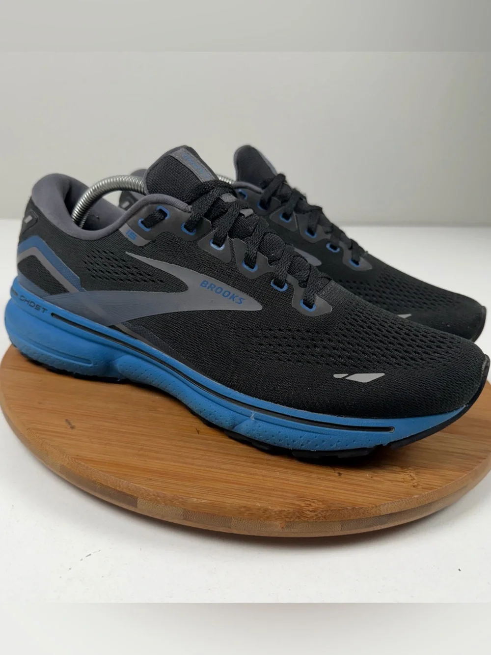 Brooks Ghost 15 Men's Running Shoes - Black with Blue Accents